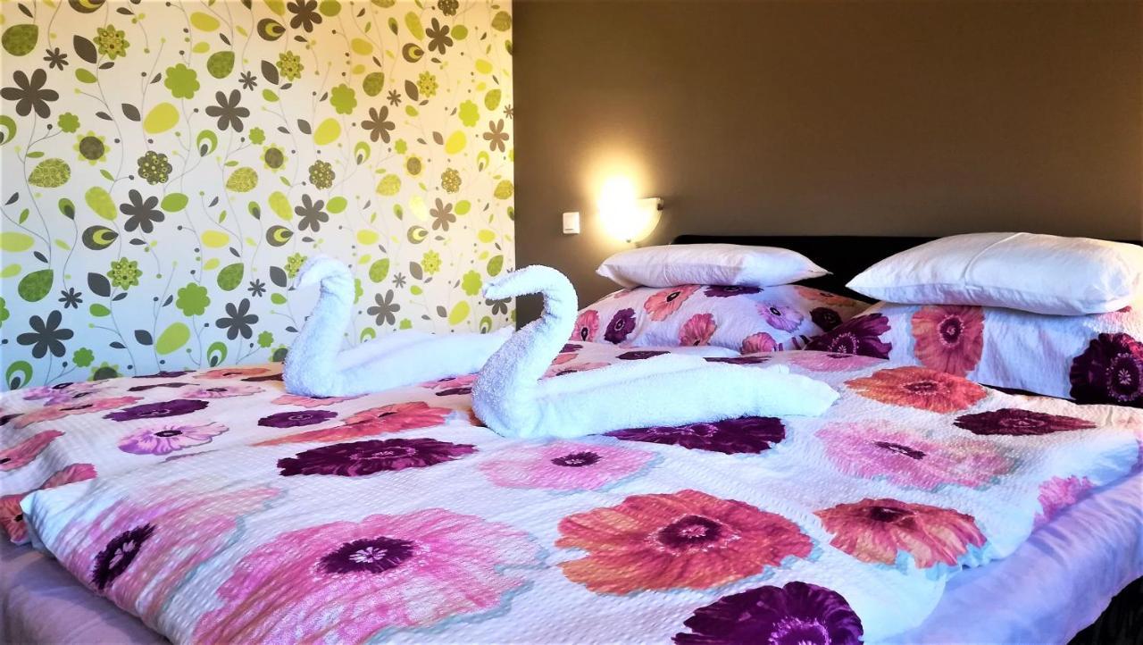 Fortuna Apartman Hajduszoboszlo Bagian luar foto