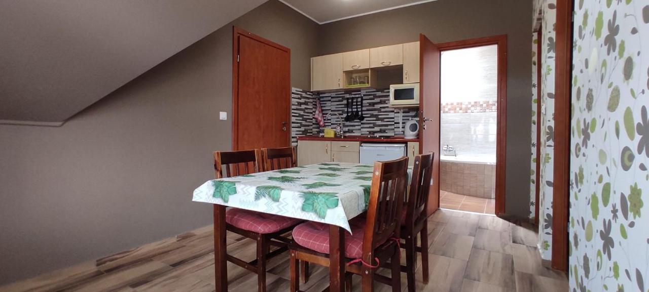 Fortuna Apartman Hajduszoboszlo Bagian luar foto