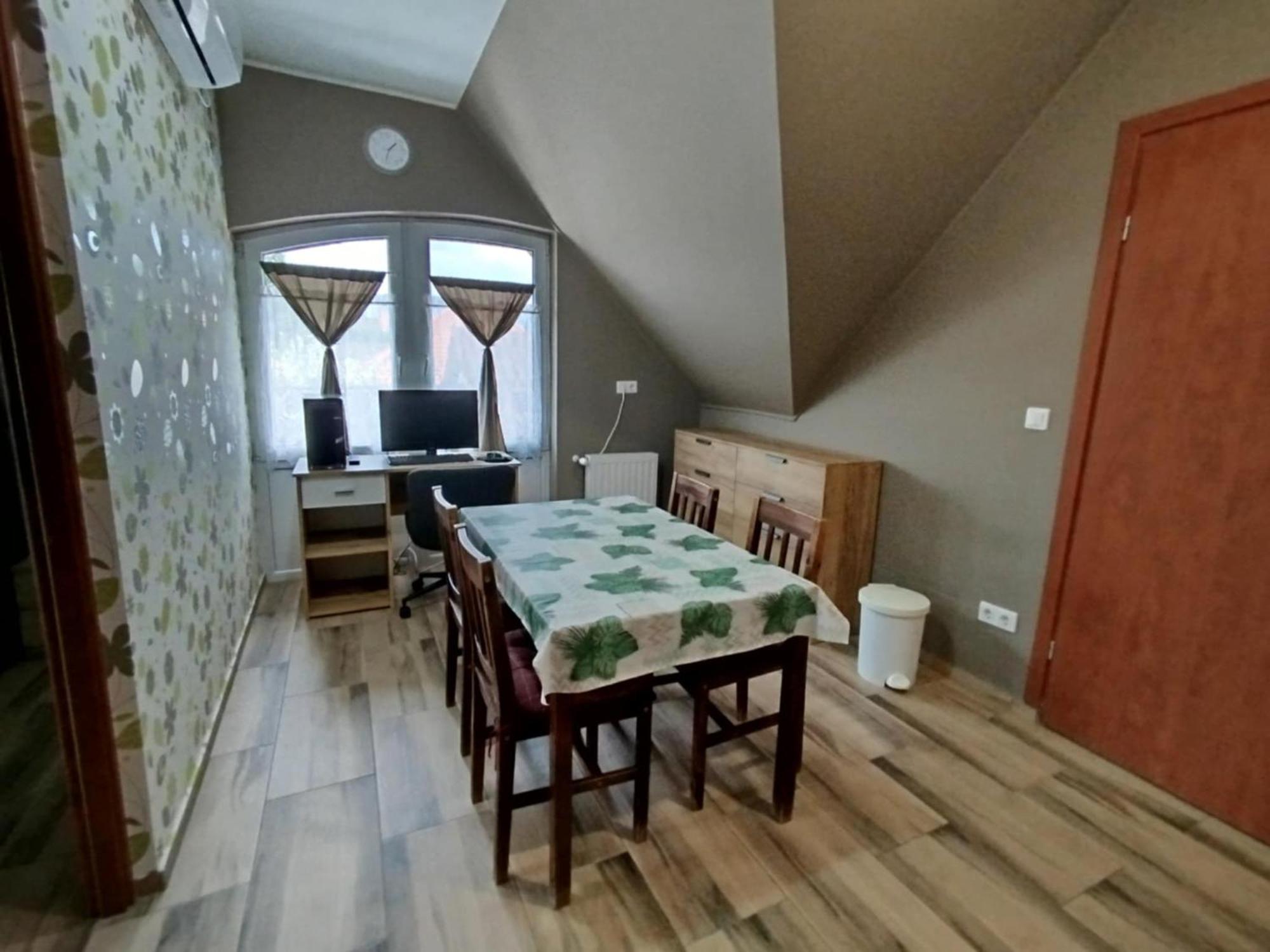 Fortuna Apartman Hajduszoboszlo Bagian luar foto